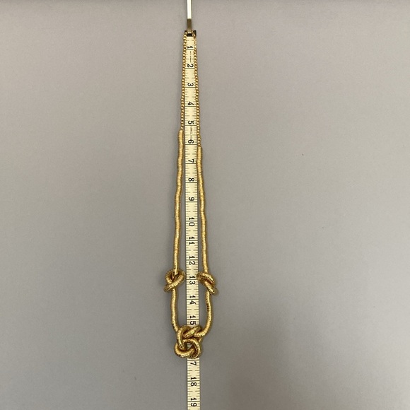 Vintage  Flexible Gold Tone Knot Fluid Metal Necklace - Picture 10 of 11